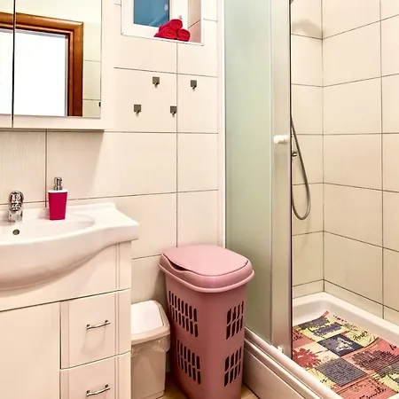 Bura Semesterbostad Vrbnik (Primorje-Gorski Kotar)