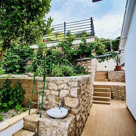 Holiday home Bura